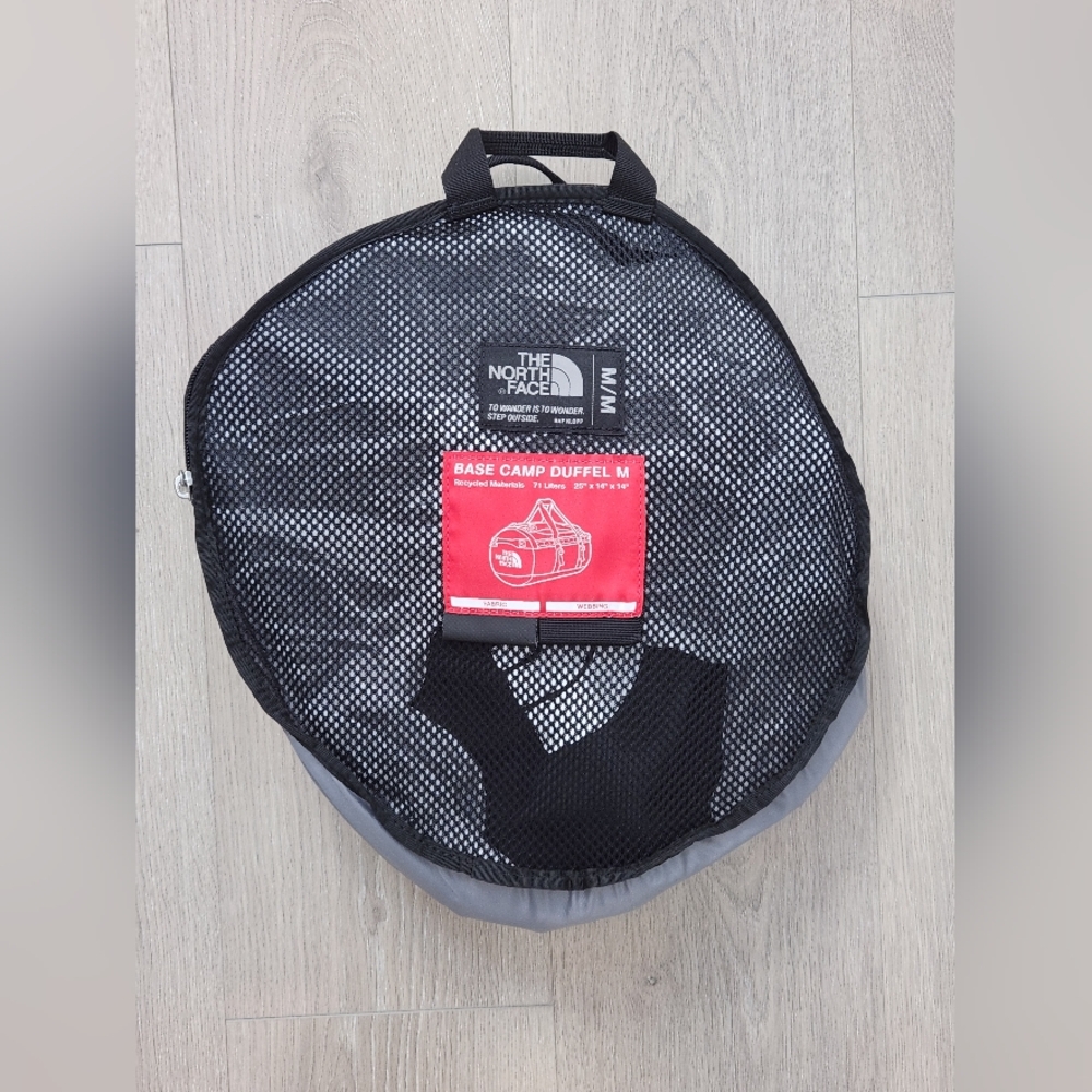 The North Face TNF Base Camp Golden State Outdoor Travel Duffel Bag 71L Sz M NWT
